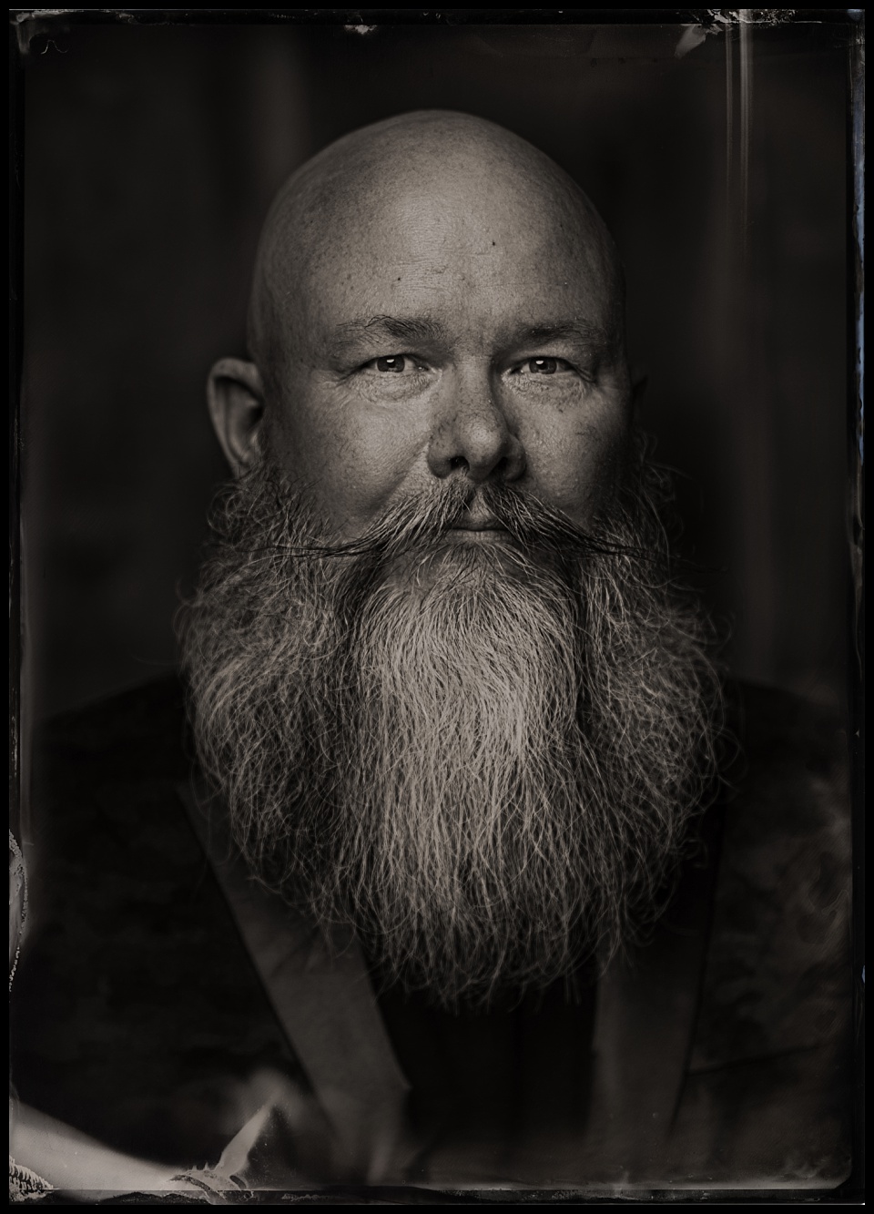 tintype of a natural beard under 12 inches at the mile high beard bout