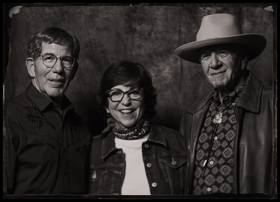 devils thumb ranch wedding tintype photobooth family siblings portrait western wedding