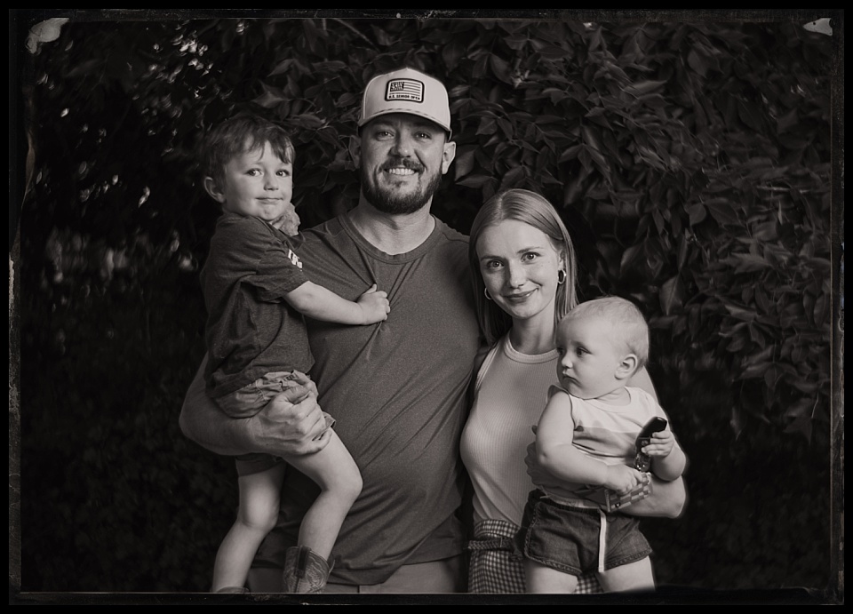 douglas county fair tintype photobooth family photo